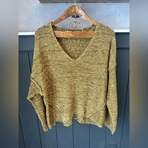Universal Thread V Neck Mustard Tan Knit Sweater‎ XXL